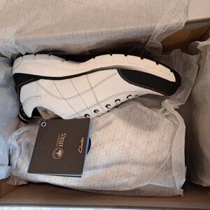 Clark's White Wave Trek Women's Walking Shoes size 7.5